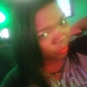 Meet your Posher, Isis